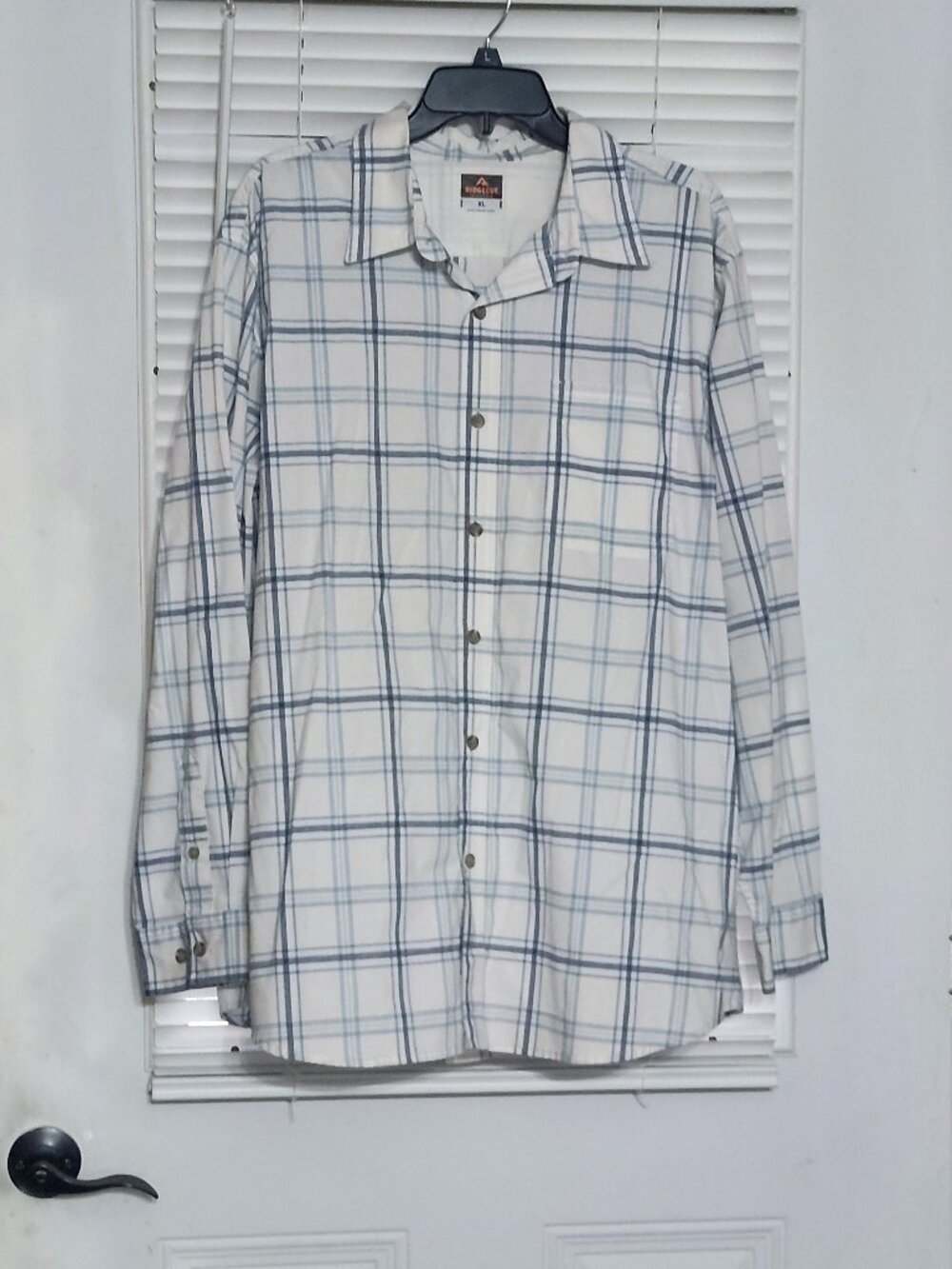 Ridgecut mans shirt  size XL